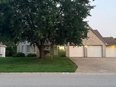 16611 E Debra St, Independence, MO, 64055