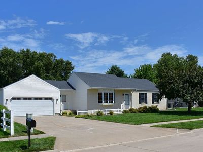 1339 Duke Dr, York, NE, 68467