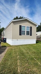 1884 Mary Dr, Marion, IA, 52302