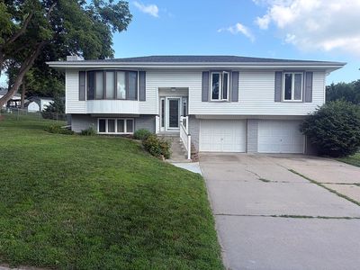 9547 Sprague St, Omaha, NE, 68134