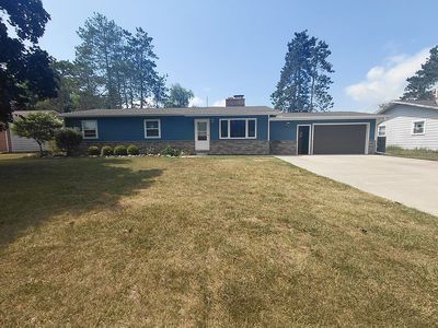 404 Devon Dr, St. Louis, MI, 48880