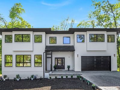 30 Autumn Ln, Old Tapan, NJ, 07675