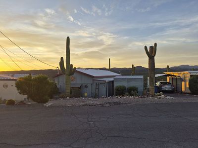 12 W Sahuaro Dr, Queen Valley, AZ, 85118