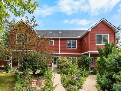 560 Little Lake Dr, Ann Arbor, MI, 48103