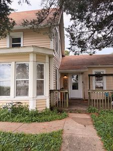 225 N Union St, Victoria, IL, 61485