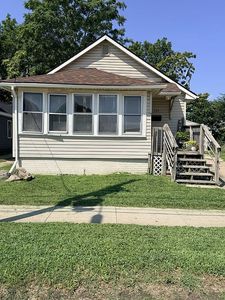 124 E 29th Ct, Des Moines, IA, 50317