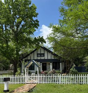 201 Methodist St, Red Oak, TX, 75154