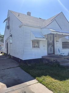 19610 Fairport St, Detroit, MI, 48205