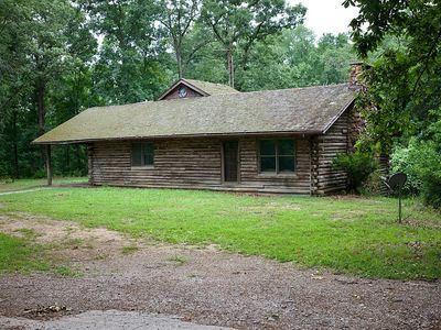 4273 W Lake Rd, Pinckneyville, IL, 62274