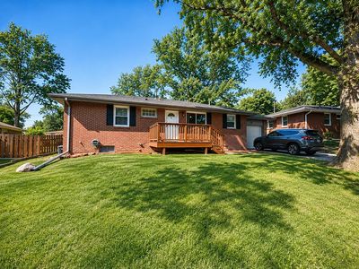 8013 Broadview Dr, Lincoln, NE, 68505