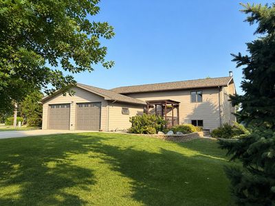 1302 13th St W, Mobridge, SD, 57601