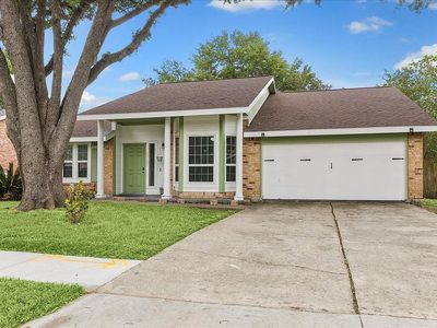 10131 Golden Sunshine Dr, Houston, TX, 77064