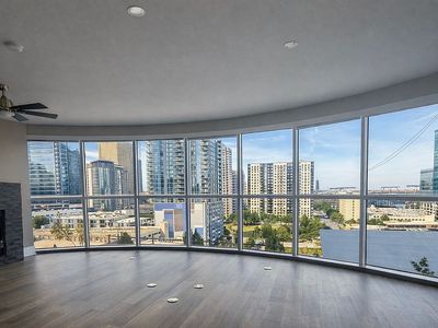 333 W Trade St, Charlotte, NC, 28202