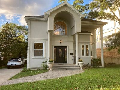 16 Arleigh Dr, Albertson, NY, 11507