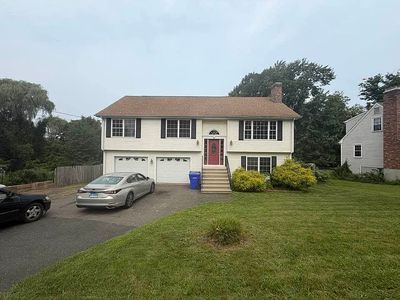 555 Butternut St, Middletown, CT, 06457