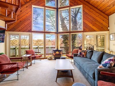 325 Carriage Shop Rd, Falmouth, MA, 02536