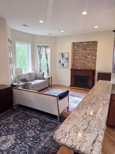 6147 S Greenwood Ave, Chicago, IL, 60637