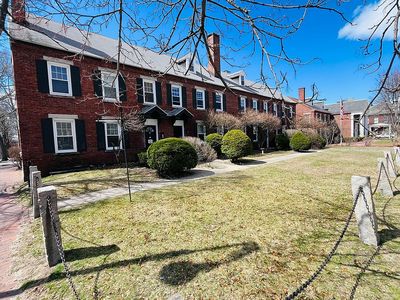 67 Middle St, Manchester, NH, 03101
