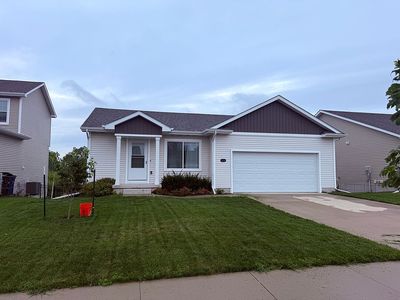 4456 E 48th St, Des Moines, IA, 50317