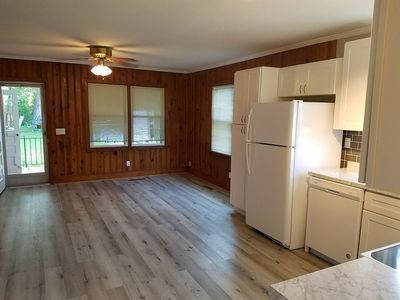 402 Pilot Ave, Fayetteville, NC, 28303