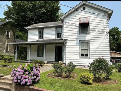 821 Pearson St, Greensboro, NC, 27406
