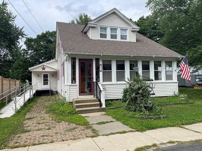 77 Newton St, Greenfield, MA, 01301