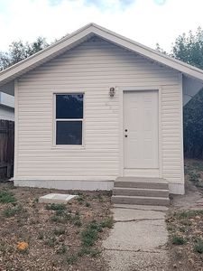 915 S Chestnut St, Casper, WY, 82601