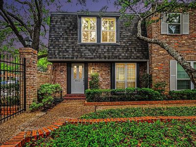 2125 Winrock Blvd, Houston, TX, 77057