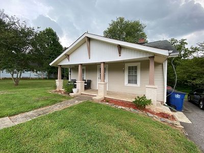 4736 White Rock Rd, Winston-Salem, NC, 27105