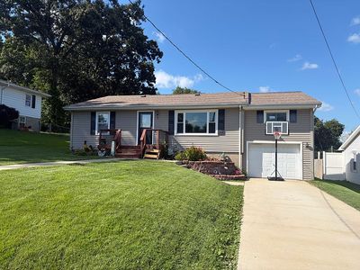 2 Huber Dr, Hillsboro, IL, 62049