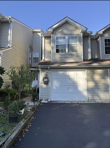 6 Leahy Ct, Franklin Township, NJ, 08873