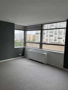 5701 N Sheridan Rd, Chicago, IL, 60660