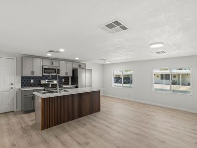 410 N 67th Ln, Phoenix, AZ, 85043