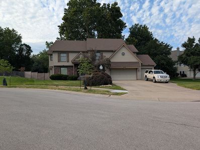 6710 N Charleston Dr, Kansas City, MO, 64119