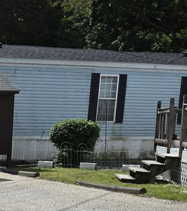 443 Dyer Ave, Cranston, RI, 02920