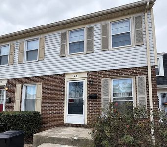 25 Arwell Ct, Baltimore, MD, 21236