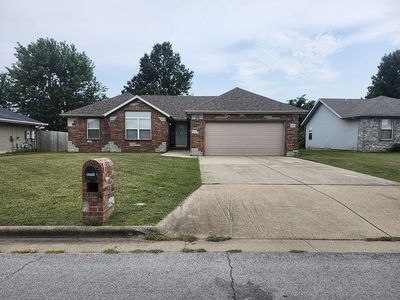 4590 W University St, Springfield, MO, 65802