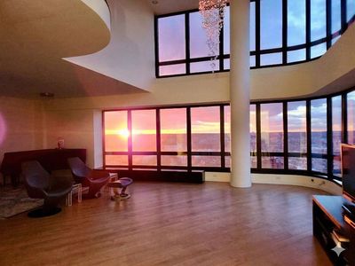 530 E 76th St, New York, NY, 10021