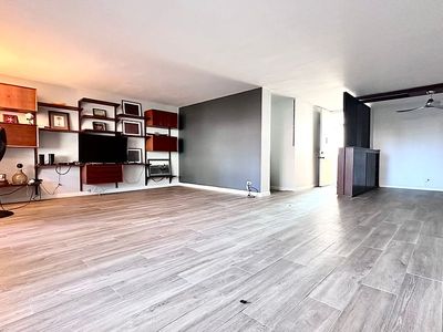 469 Ena Rd, Honolulu, HI, 96815