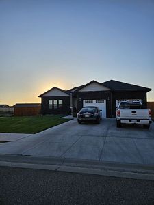 2201 Glenwood Dr, Garden City, KS, 67846