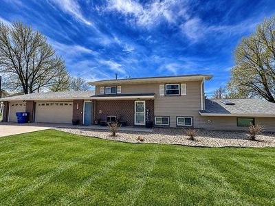 413 3rd St SE, De Smet, SD, 57231