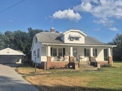 703 Lester St, Blackstone, VA, 23824