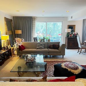 7901 Park Ave, Skokie, IL, 60077