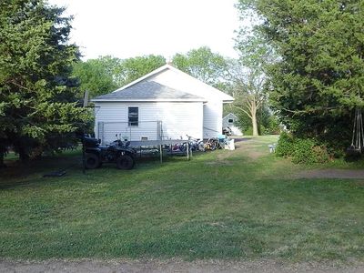 1310 E 1st St, Redfield, SD, 57469