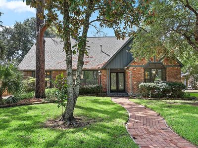 1326 Saxony Ln, Houston, TX, 77058