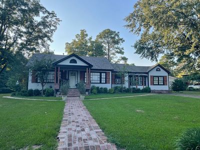 18 E Ridge Rd, Laurel, MS, 39440