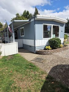 3950 Coburg Rd, Eugene, OR, 97408