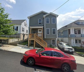 15 Loreto St, Providence, RI, 02904