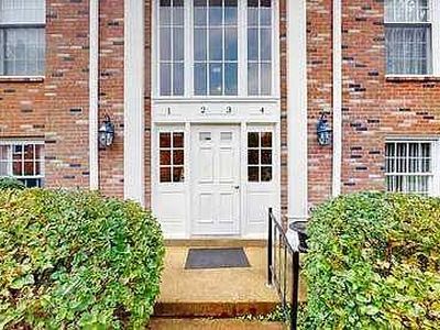 2 Williamsburg Cir, Wheeling, WV, 26003