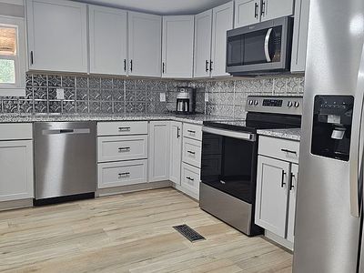 1468 Dutch Cove Rd, Canton, NC, 28716
